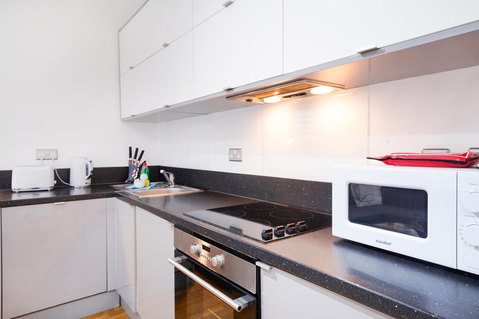 Apt 1, Soho Apartments 1St Floor By Indigo Flats Londres Extérieur photo